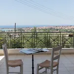 Tapia מת'וני